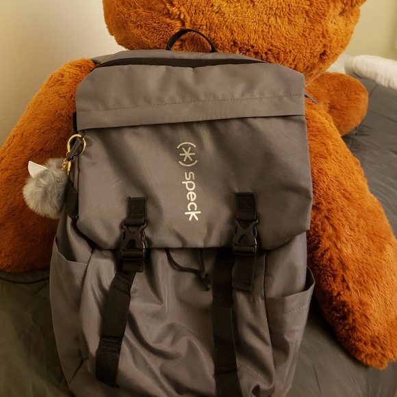SPECK Backpack - Picture 2 of 4